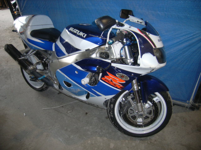 Suzuki GSX-R750