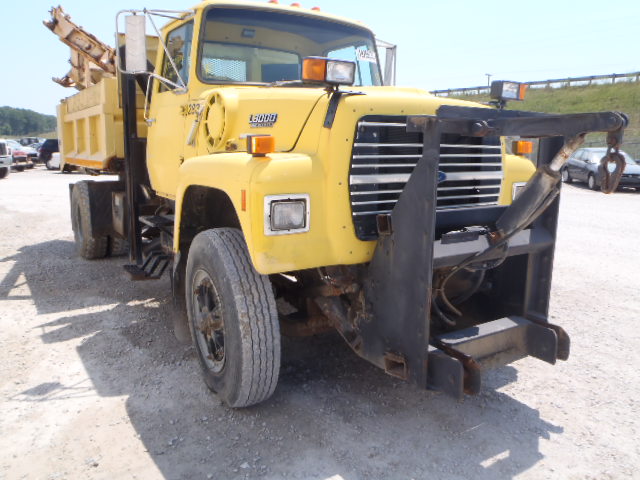 Ford L8000