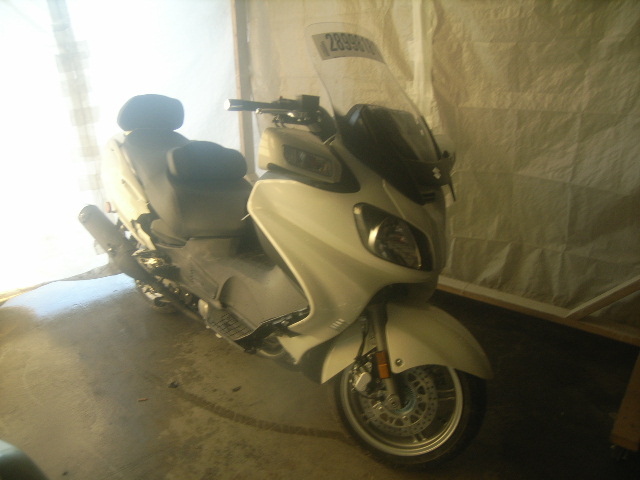 Suzuki AN650A