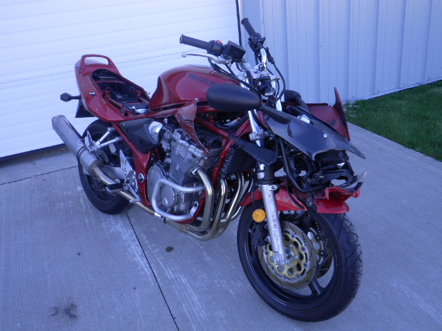 Suzuki GSF600S