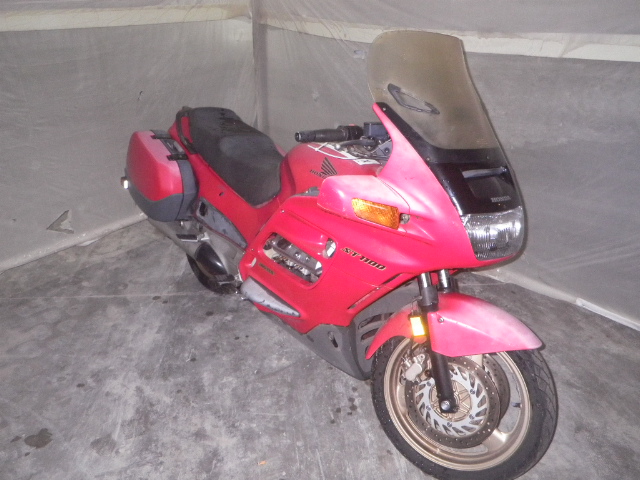 Honda ST1100A