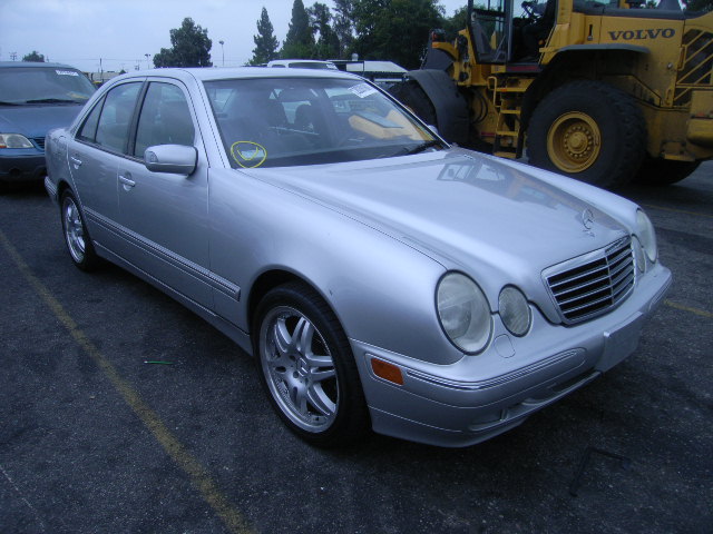 WDBJF70J81B295082