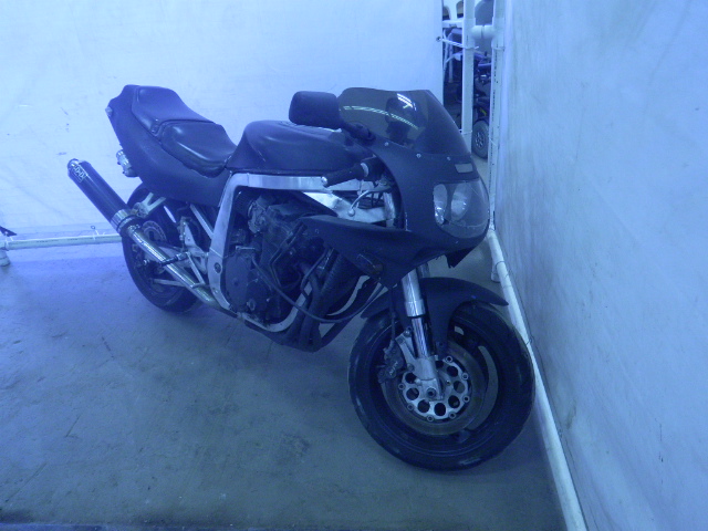 Suzuki GSX-R750