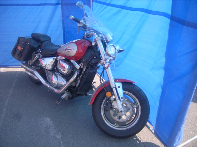 Suzuki VZ800