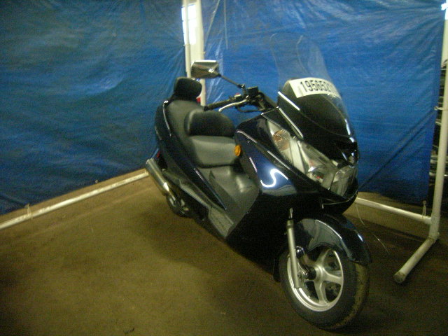 Suzuki AN400K