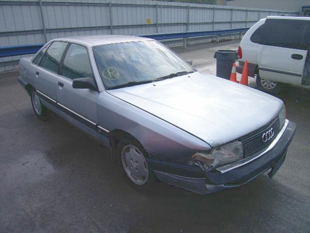 Audi 100