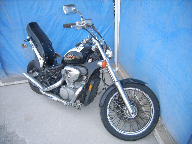 Honda VT600C (SHADOW VLX)