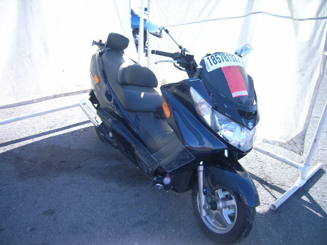 Suzuki AN400K