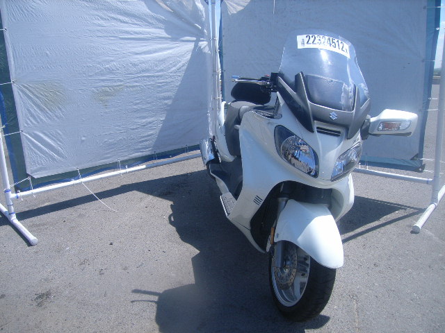 Suzuki AN650L