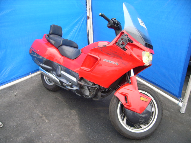Honda PC800 (PACIFIC COAST)