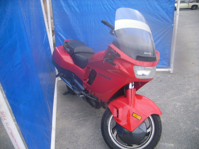 Honda PC800 (PACIFIC COAST)