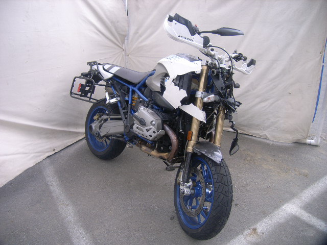 BMW HP2
