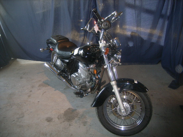 Suzuki GZ250