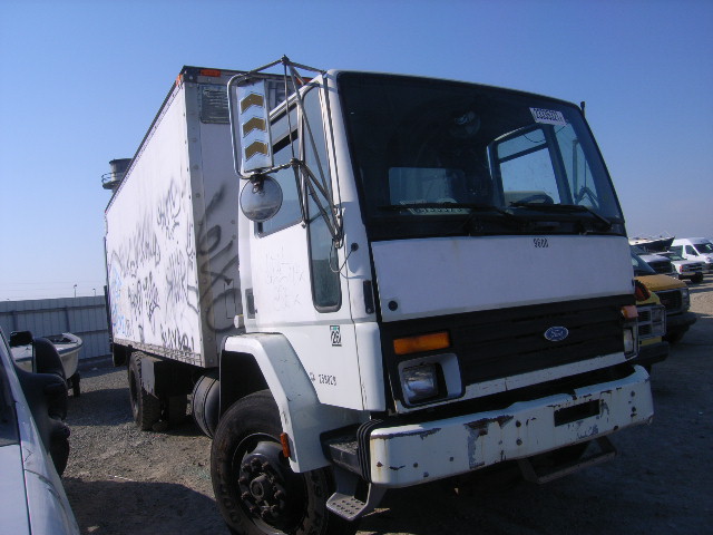 Ford CF8000