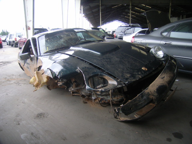 Porsche 928
