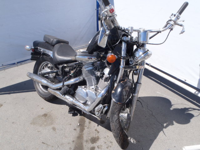 Honda VT600C (SHADOW VLX)