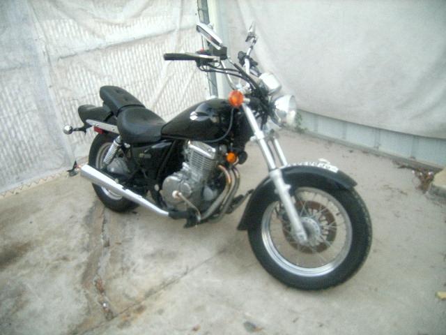 Suzuki GZ250