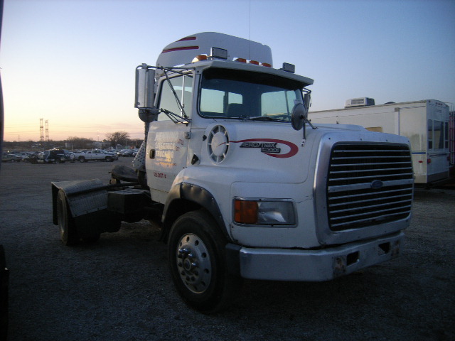 Ford LA9000