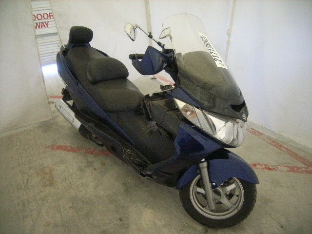 Suzuki AN400K