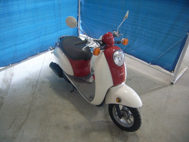 Honda CHF50 (Metropolitan II)