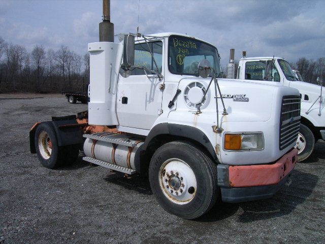 Ford LA9000