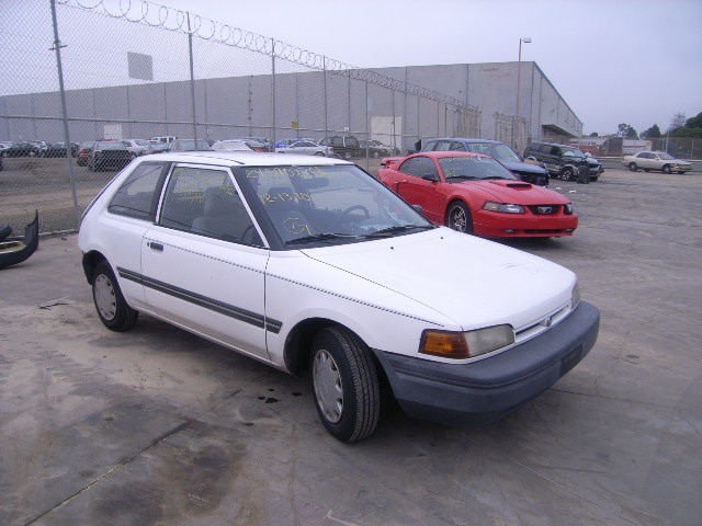 Mazda 323