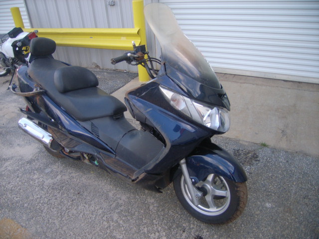 Suzuki AN400K