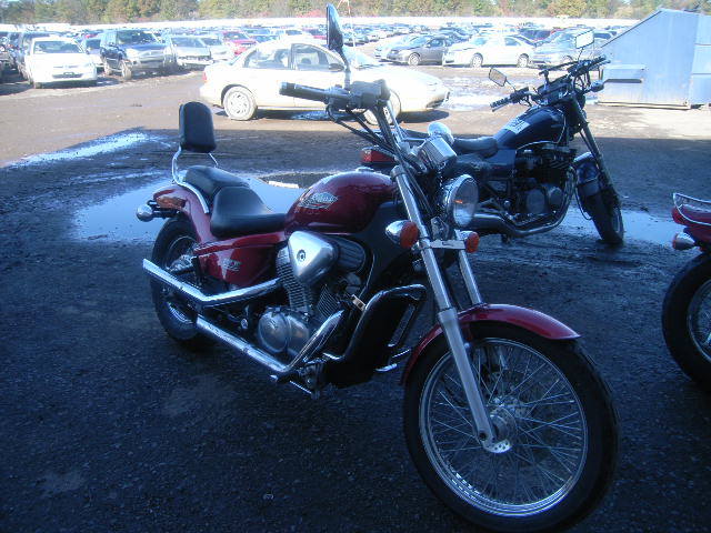 Honda VT600C (SHADOW VLX)
