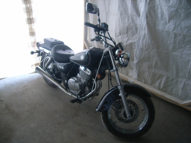 Suzuki GZ250K