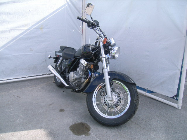 Suzuki GZ250