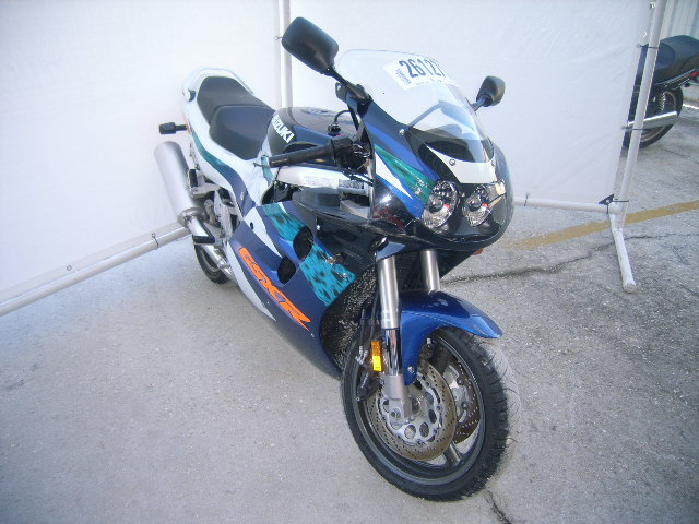 Suzuki GSX-R1100W