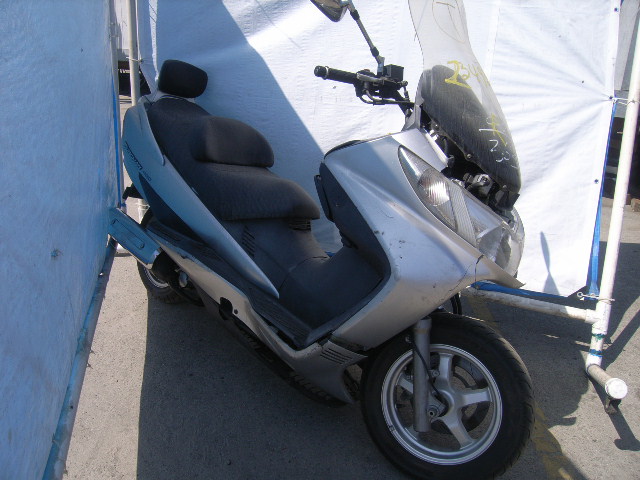Suzuki AN400K