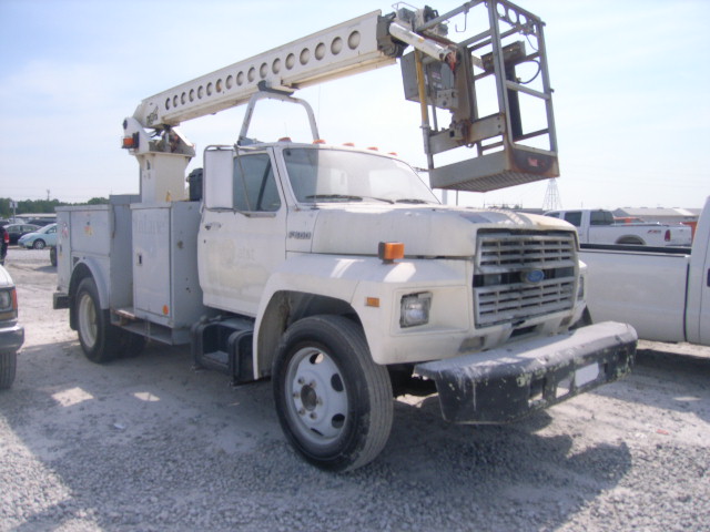 Ford F-600