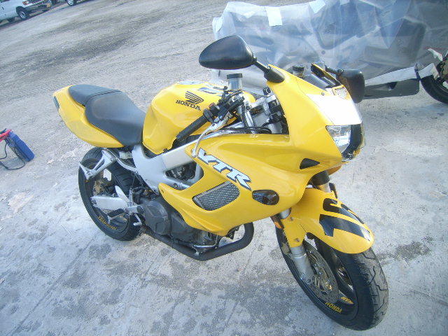 Honda VTR1000F (SUPERHAWK)