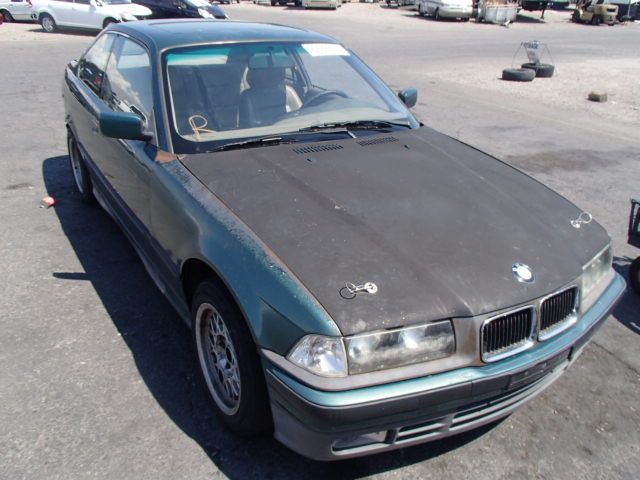 BMW 318iS