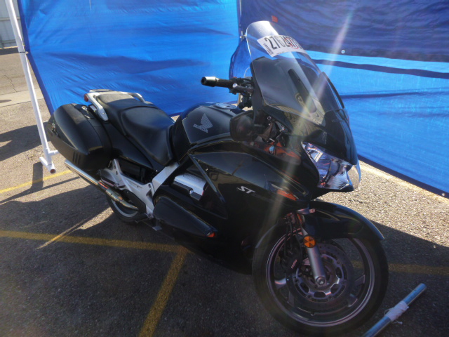 Honda ST1300A