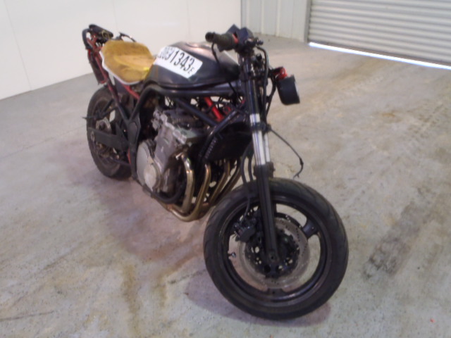 Suzuki GSF600S