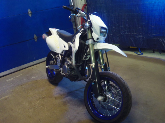 Suzuki DR-Z400SML