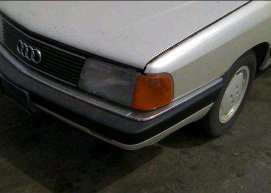 Audi 100