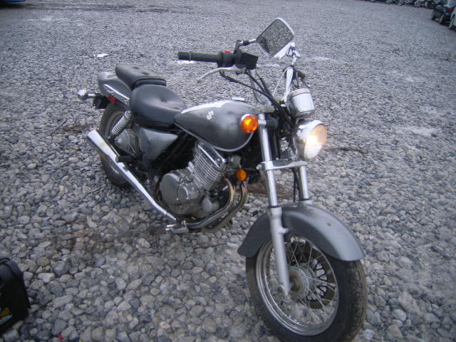 Suzuki GZ250