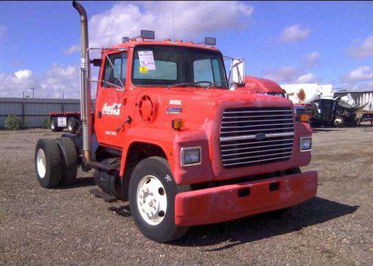 Ford L8000