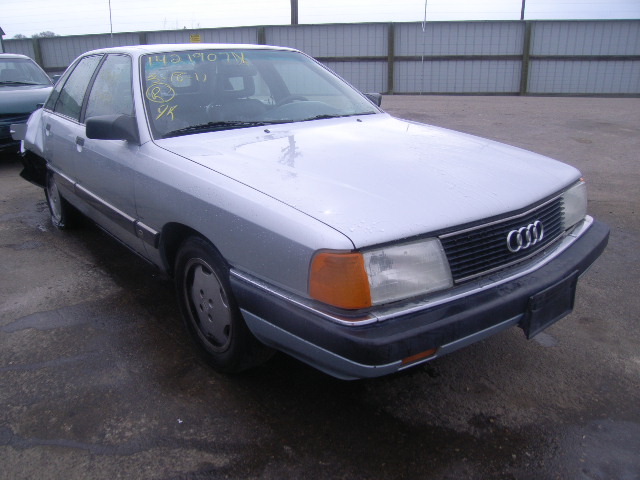 Audi 100