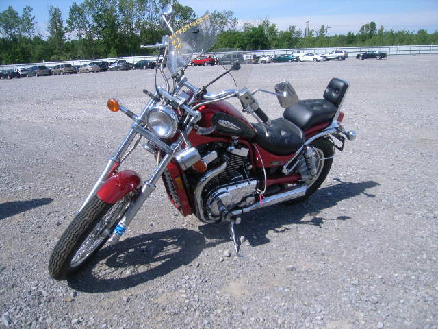 Suzuki VS800