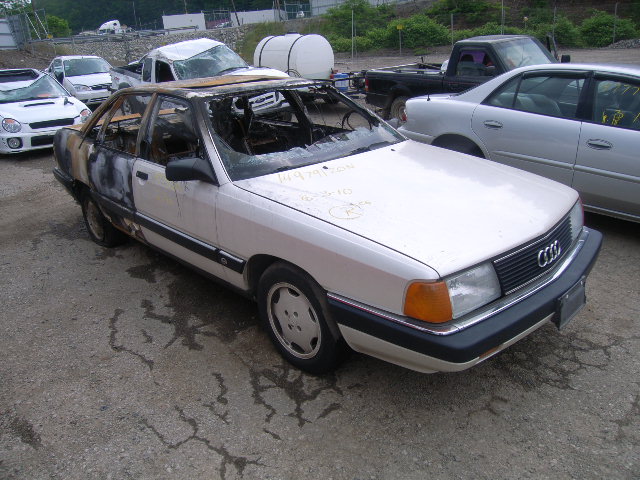 Audi 100