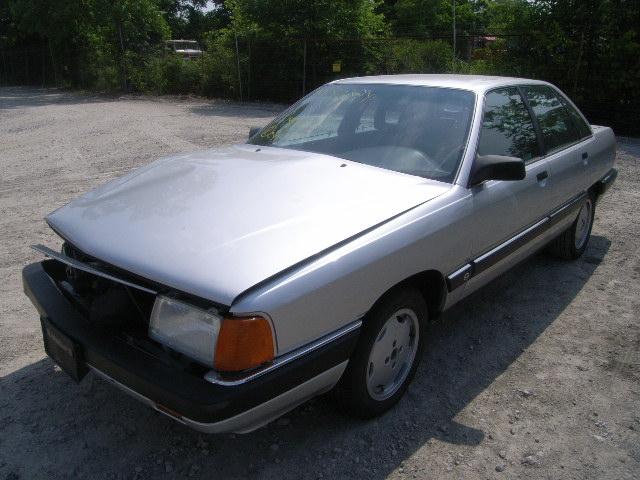 Audi 100