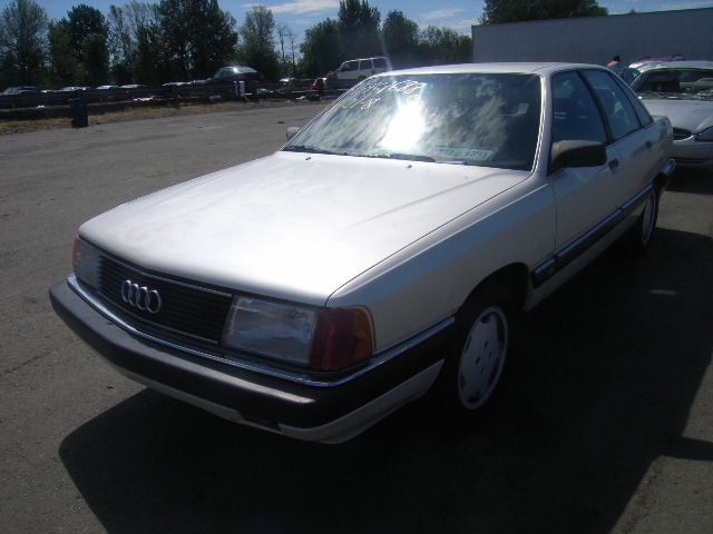 Audi 100