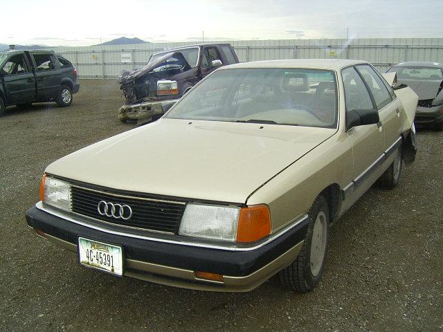 Audi 100