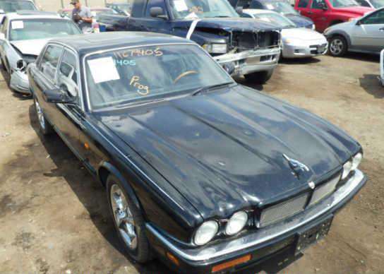Jaguar XJR