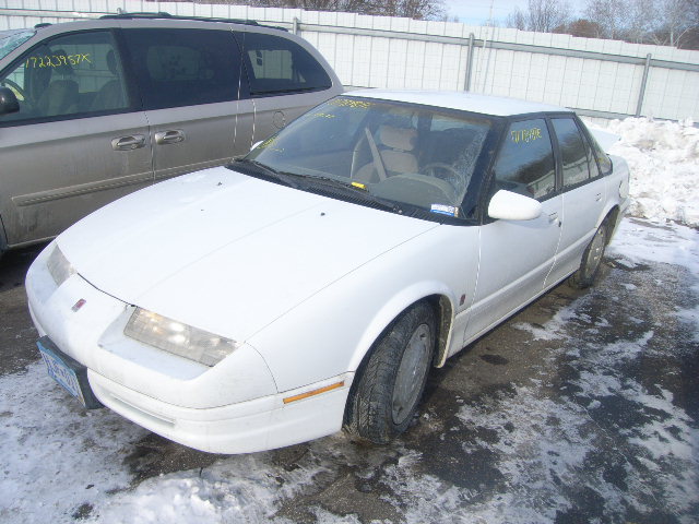 Saturn SL2