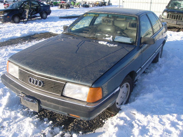 Audi 100